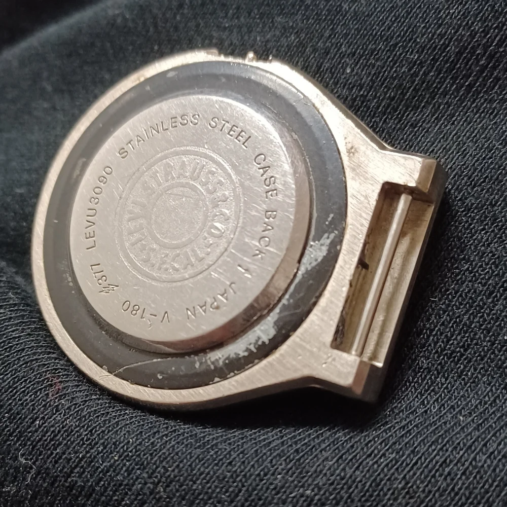 LEVI'S WATCH - Picture 3 of 3